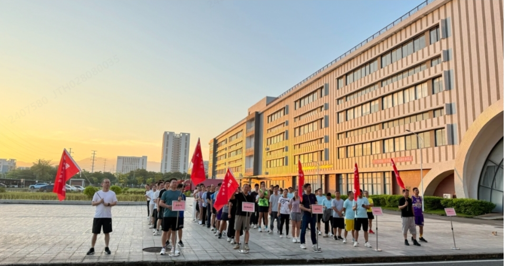 ����ǰ�У�������������������ݼ��